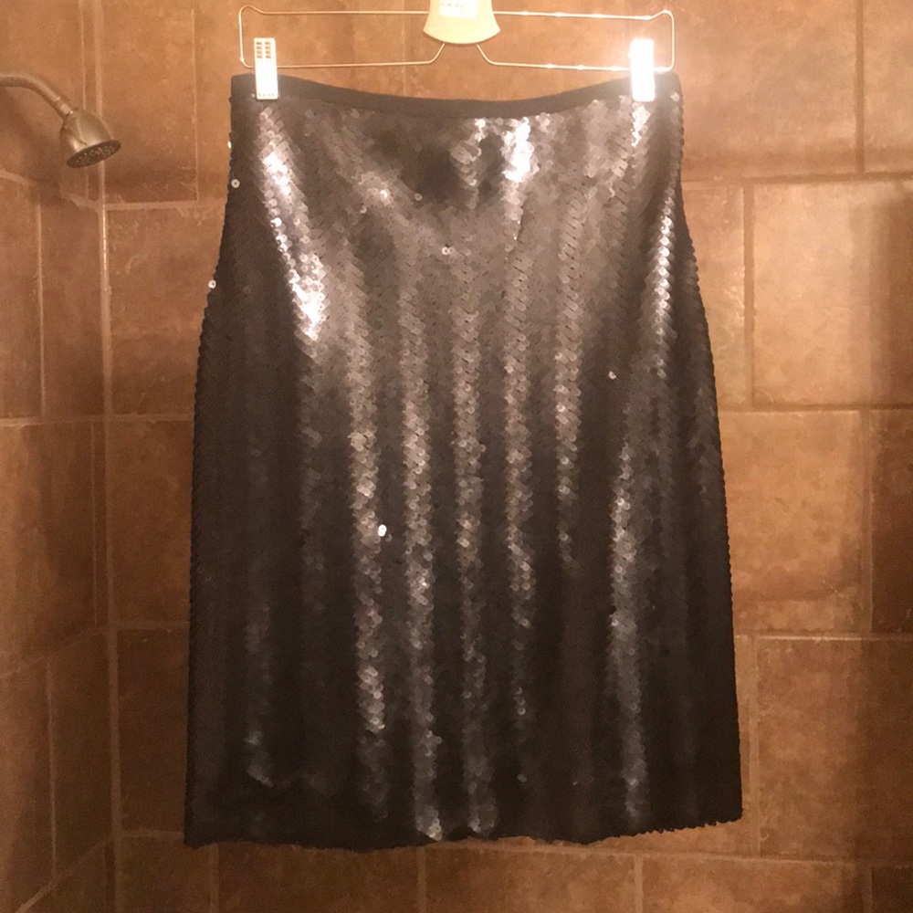 Sequined pencil skirt
